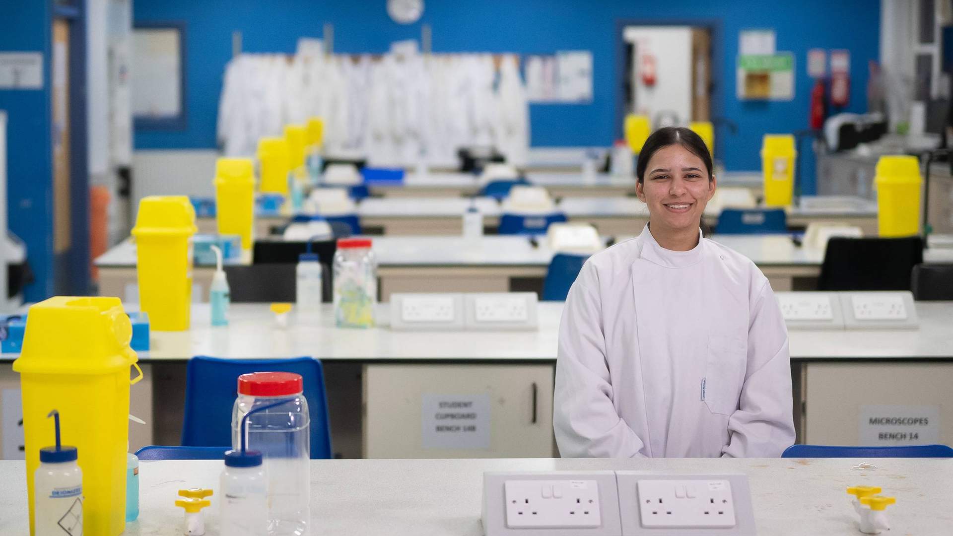 Student in Biomedical Science Laboratory
